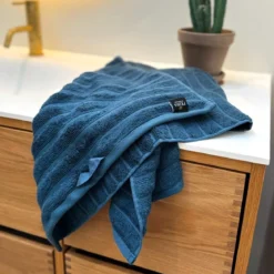 Bambus badelagen 100x150 cm - Zero twist - blå - Prima