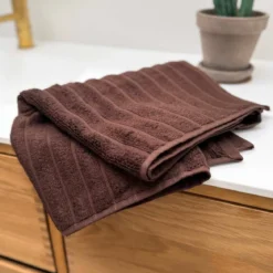 Bambus håndklæde 50x70 cm - Zero twist - mørk brun - Prima