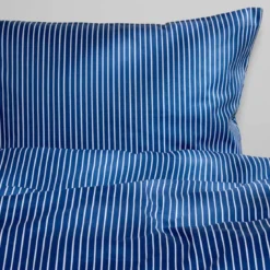 Sengetøj 240x220 cm - bomuldssatin - Blokhus - marineblå - Luna Denmark