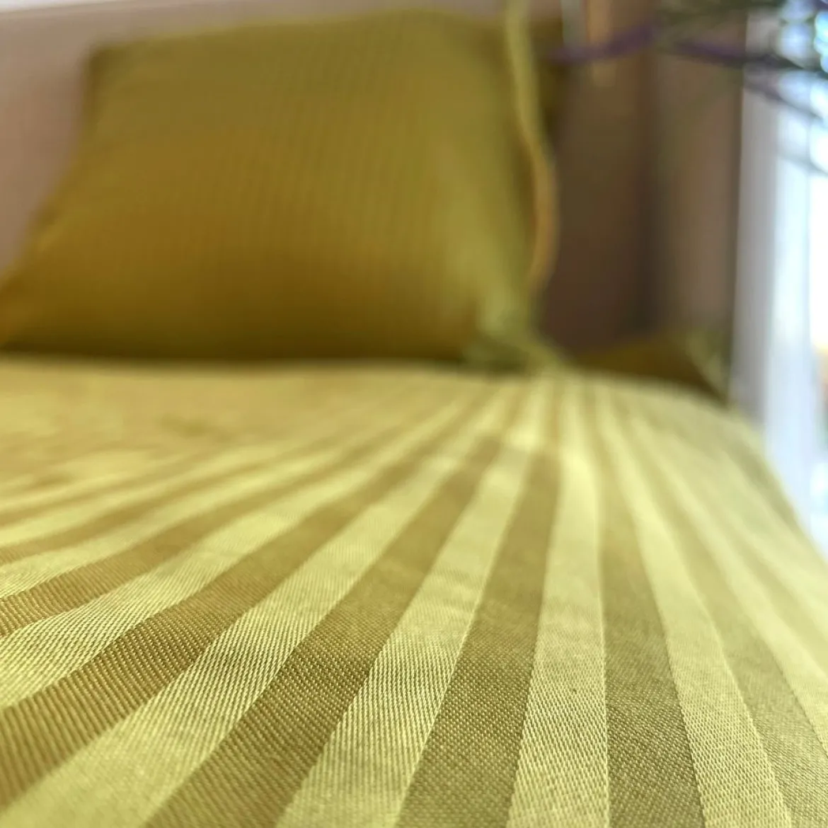 Sengetøj 140x200 cm - bomuldssatin - Smal stribet - lime - Prima