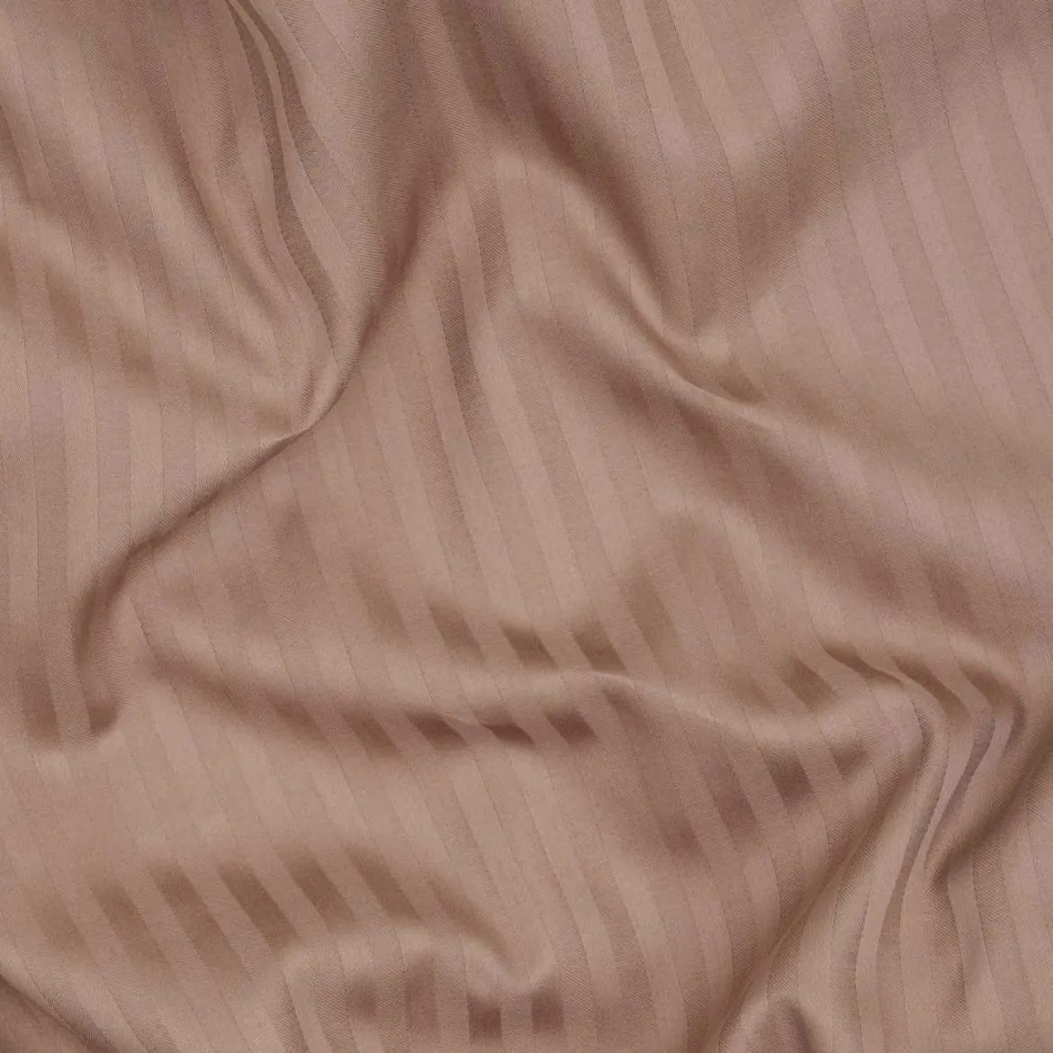 Sengetøj 140x220 cm - bomuldssatin - Smal stribet - taupe - Prima