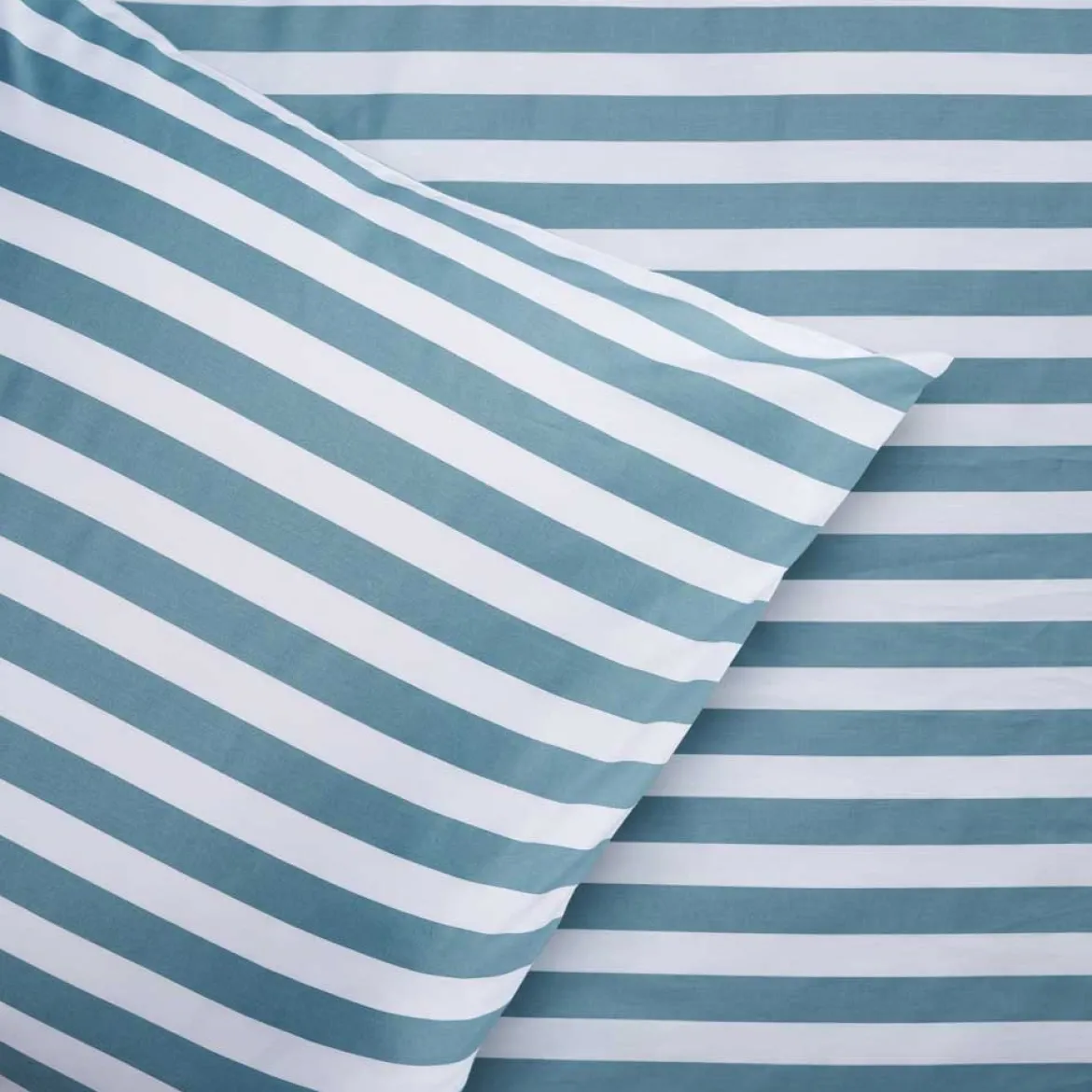 Sengetøj 140x200 / 50x70 cm - Kalle - blue Stripe - Luna Denmark